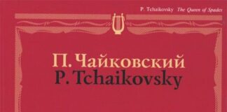 tchaikovsky con đầm pích bích